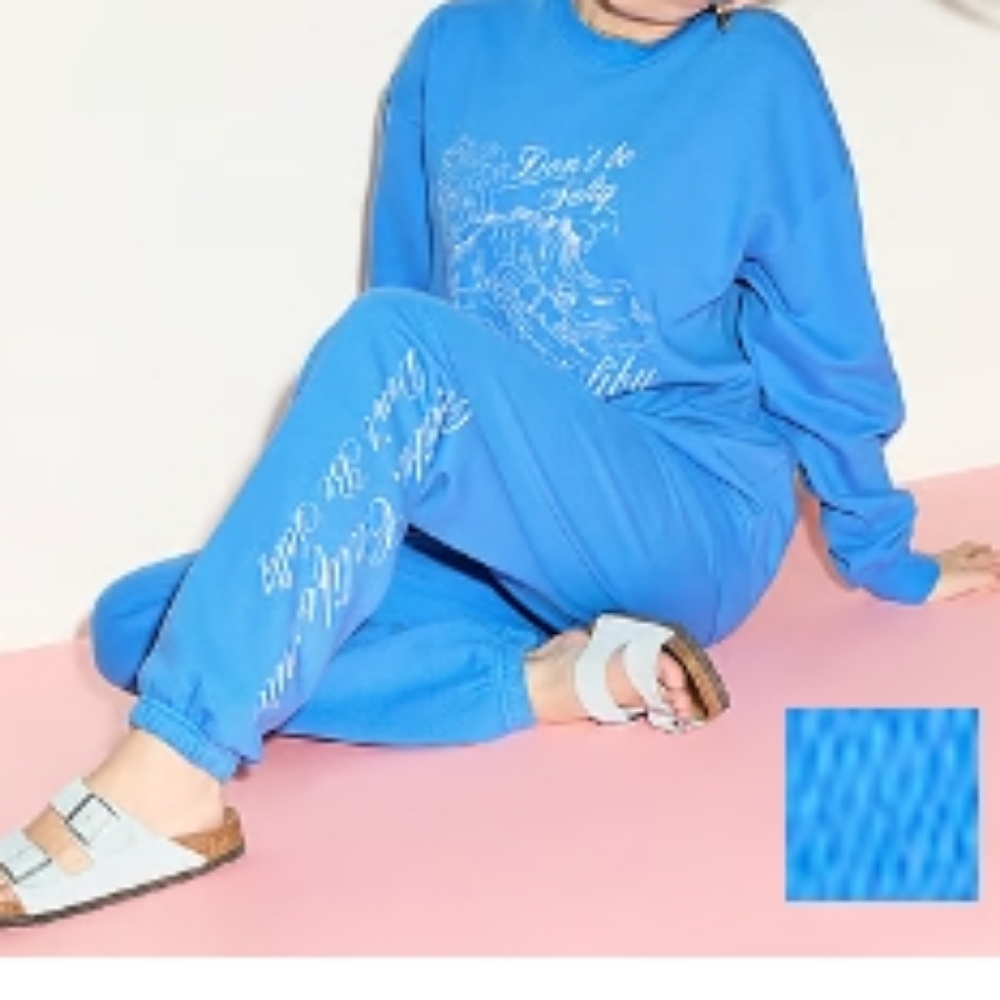Blue Women's GRAPHIC Sweats